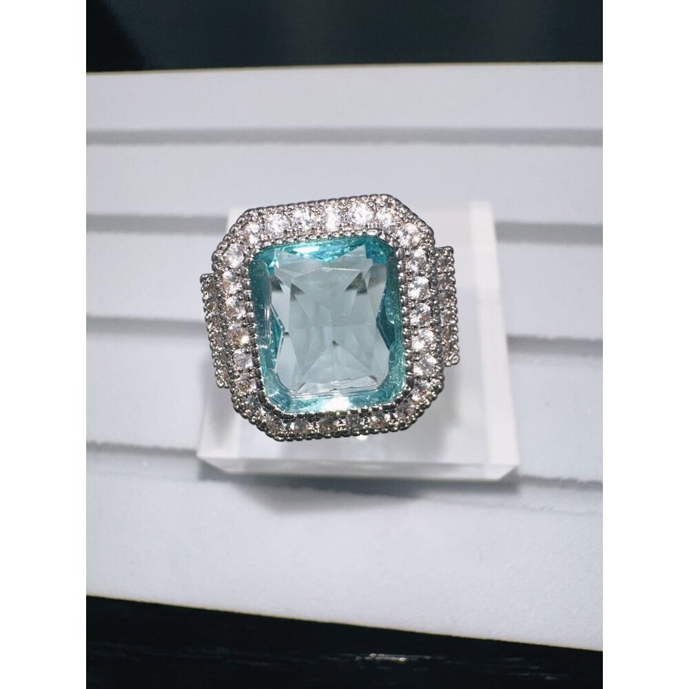 Aquamarine Cubic Zirconia & White Crystal Statement Ring - Picture 4 of 16